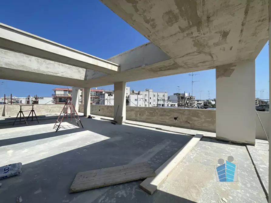 Immagine 3 di Attico in vendita  in via XXIV Maggio angolo via IV Novembre a Lecce
