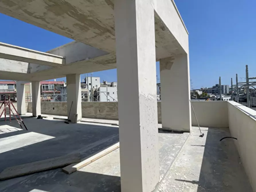 Immagine 9 di Attico in vendita  in via XXIV Maggio angolo via IV Novembre a Lecce
