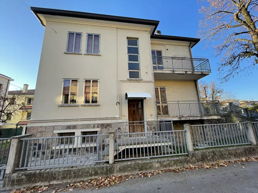 Immagine 1 di Appartamento in vendita  in Viale Colli Euganei a Battaglia Terme