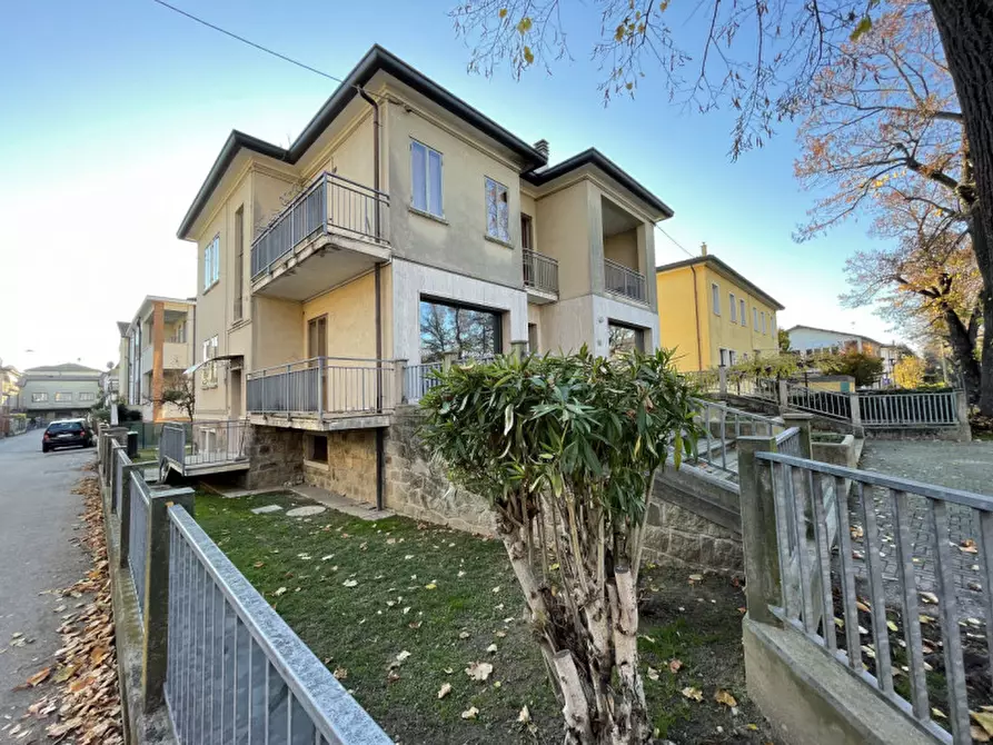 Immagine 4 di Appartamento in vendita  in Viale Colli Euganei a Battaglia Terme