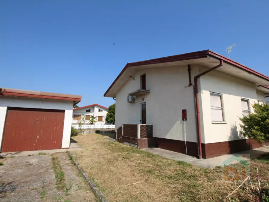 Immagine 19 di Casa indipendente in vendita  in Via Caterina Percoto 16 a Castions Di Strada