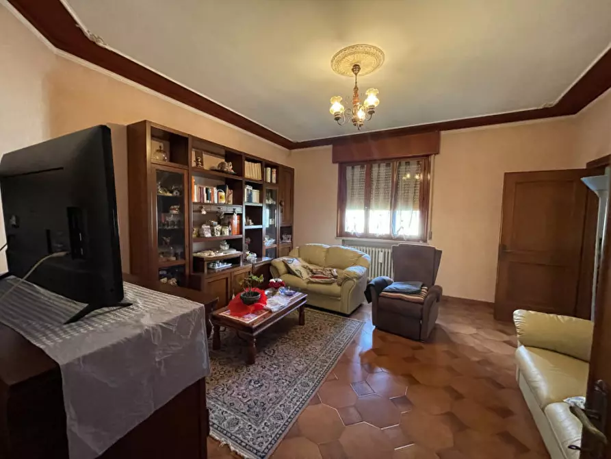 Immagine 5 di Casa bifamiliare in vendita  a Suzzara