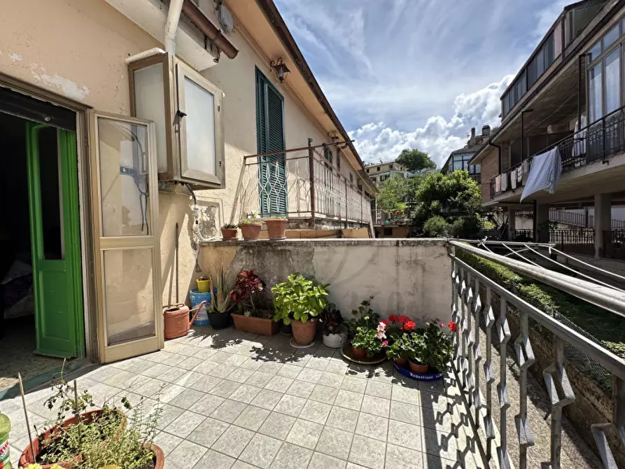 Immagine 3 di Appartamento in vendita  in Via Augusto Murri, 76 a Terni