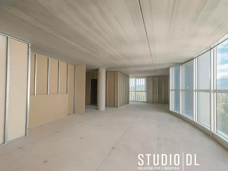 Immagine 5 di Ufficio in vendita  in Via Luigi Dalla Via 02 Schio a Schio