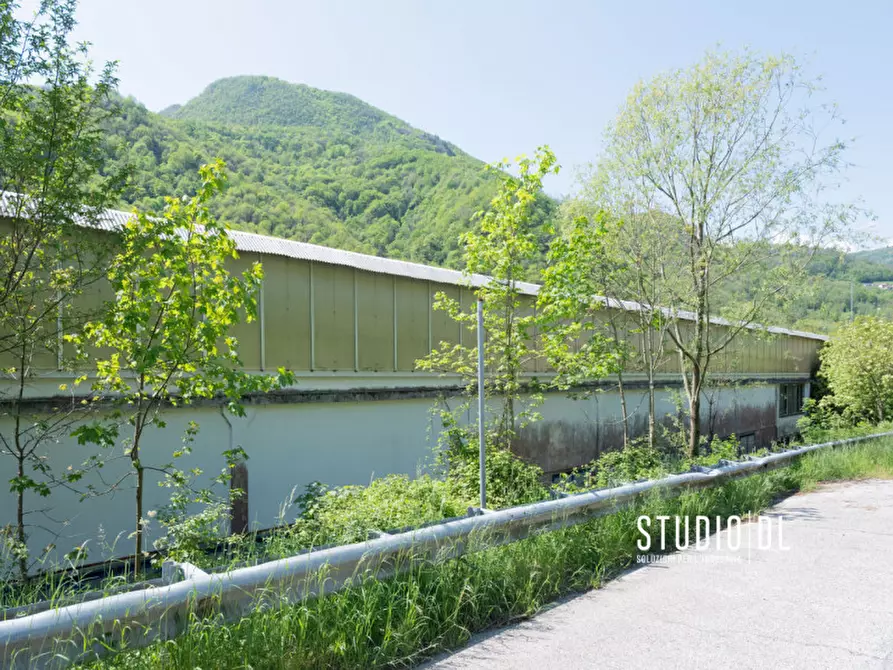 Immagine 7 di Capannone industriale in vendita  in Via 29 Aprile 139 a Torrebelvicino