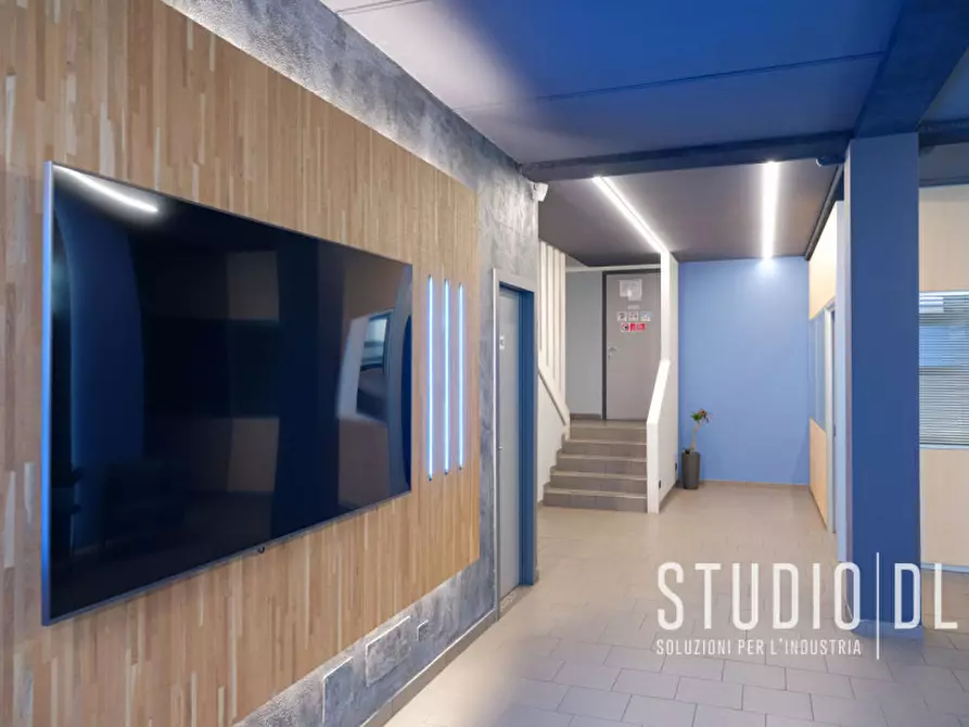 Immagine 1 di Capannone industriale in affitto  a Schio