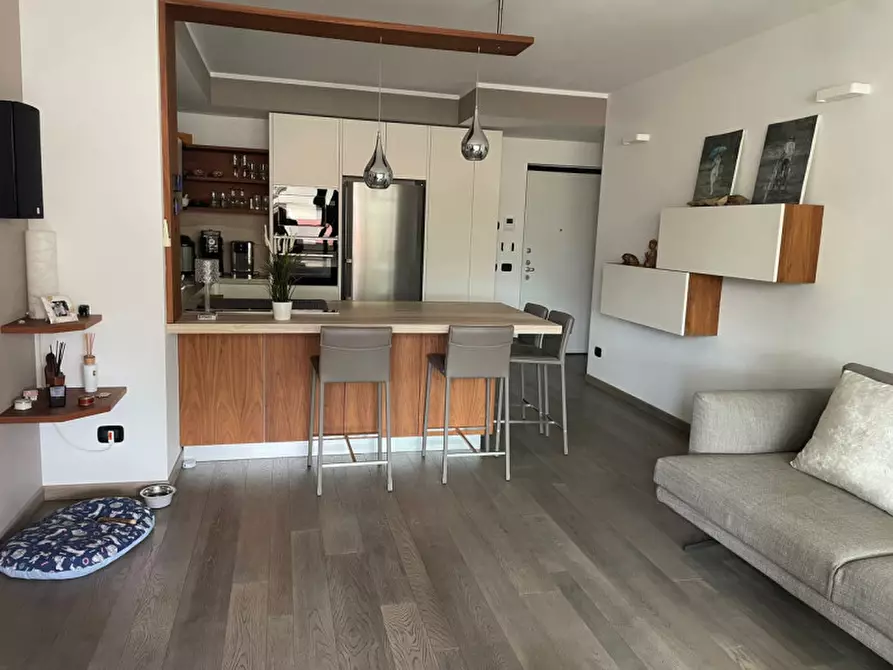 Immagine 5 di Appartamento in vendita  in VIA AGHUILHON a Monza