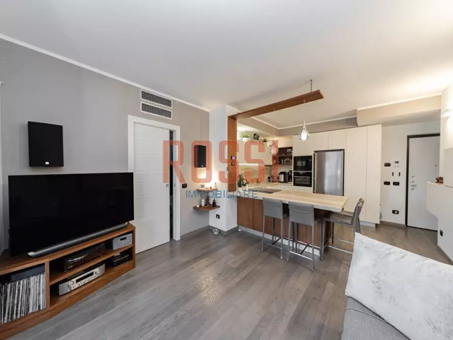 Immagine 7 di Appartamento in vendita  in VIA AGHUILHON a Monza