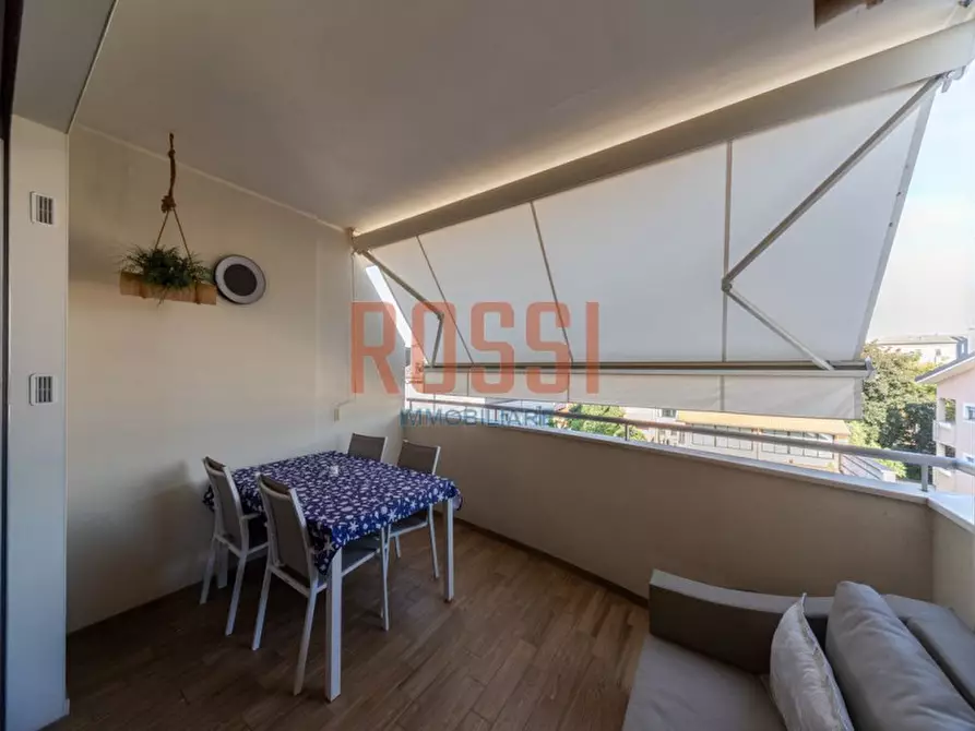 Immagine 11 di Appartamento in vendita  in VIA AGHUILHON a Monza