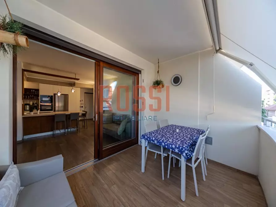 Immagine 10 di Appartamento in vendita  in VIA AGHUILHON a Monza