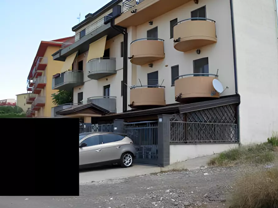 Immagine 7 di Appartamento in vendita  in VIA BRINDISI N. 89 a Rionero In Vulture