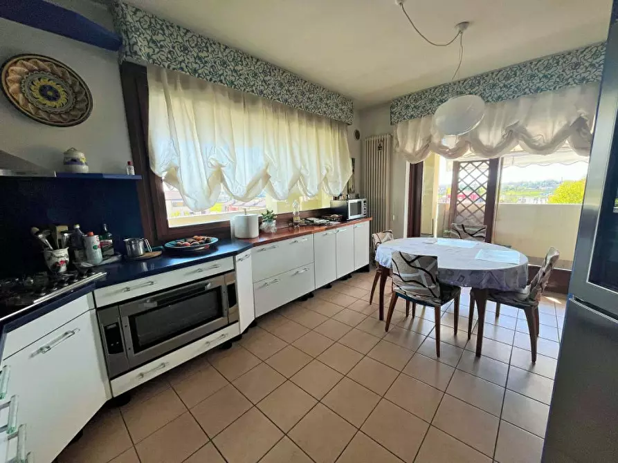 Immagine 2 di Attico in vendita  in Via Verdi a Castelfranco Veneto