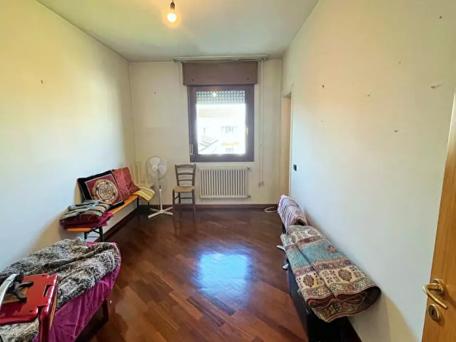 Immagine 11 di Attico in vendita  in Via Verdi a Castelfranco Veneto