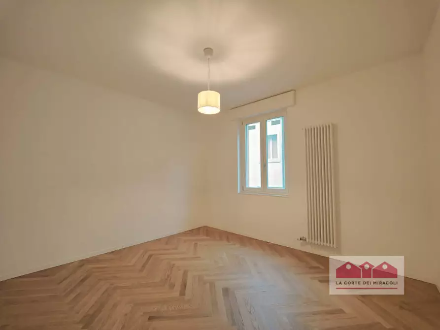 Immagine 10 di Appartamento in vendita  in Piazza del castello 20 a Vicenza