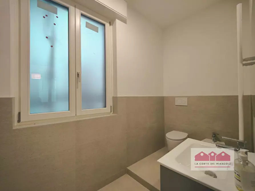 Immagine 12 di Appartamento in vendita  in Piazza del castello 20 a Vicenza