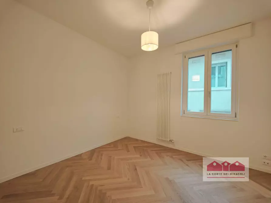 Immagine 13 di Appartamento in vendita  in Piazza del castello 20 a Vicenza