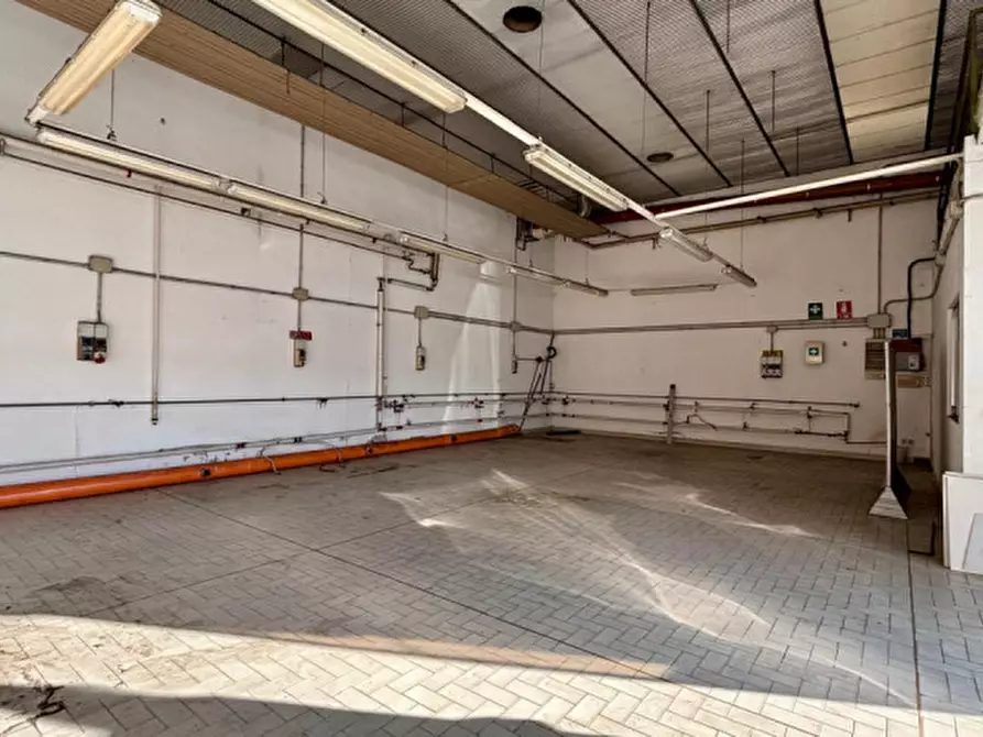 Immagine 3 di Capannone industriale in vendita  in Via Lago di Carezza a Carpi