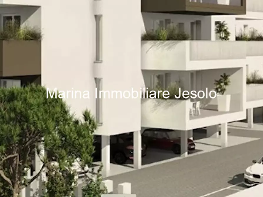 Immagine 1 di Appartamento in vendita  in via gorizia a Jesolo