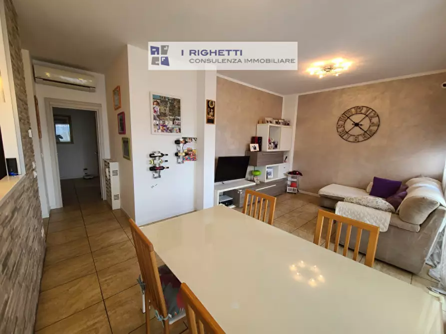 Immagine 1 di Appartamento in vendita  in Via Angelo Emo a Verona