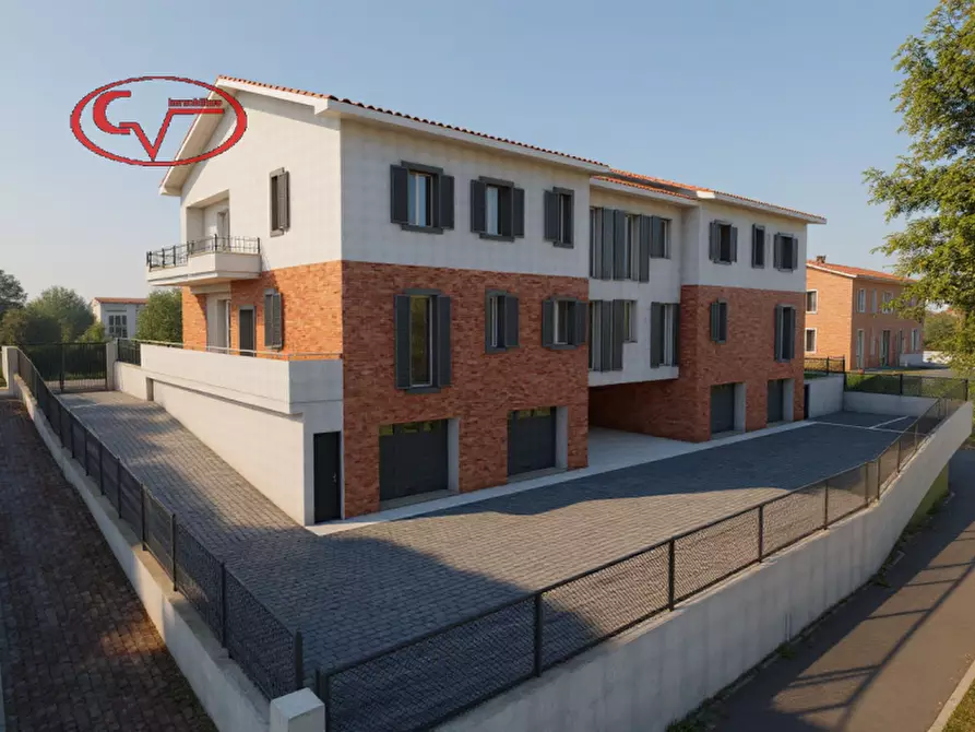 Immagine 2 di Villetta a schiera in vendita  in Strada di Mercatale Valdarno a Montevarchi