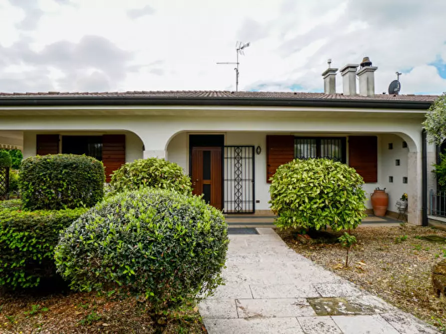 Immagine 22 di Villa in vendita  a Arcole