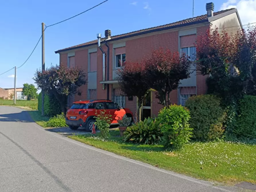 Immagine 1 di Casa indipendente in vendita  in Via Bardello a Boretto