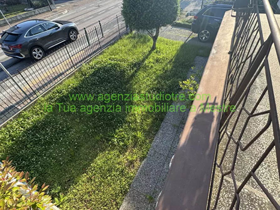 Immagine 11 di Casa bifamiliare in vendita  in Via San Donà 259 a Venezia