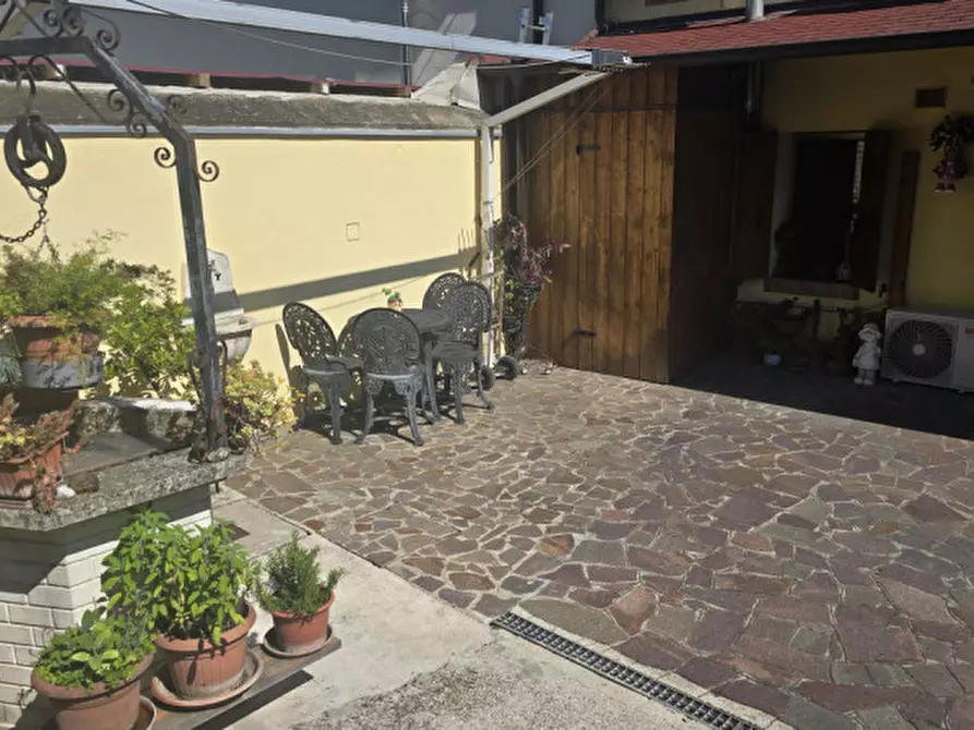 Immagine 17 di Villetta a schiera in vendita  in via riviera, 46 a Baone