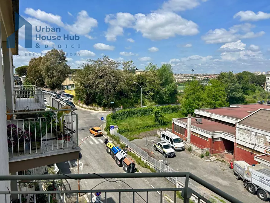 Immagine 16 di Attico in vendita  in Via del Gran Paradiso 80 a Roma