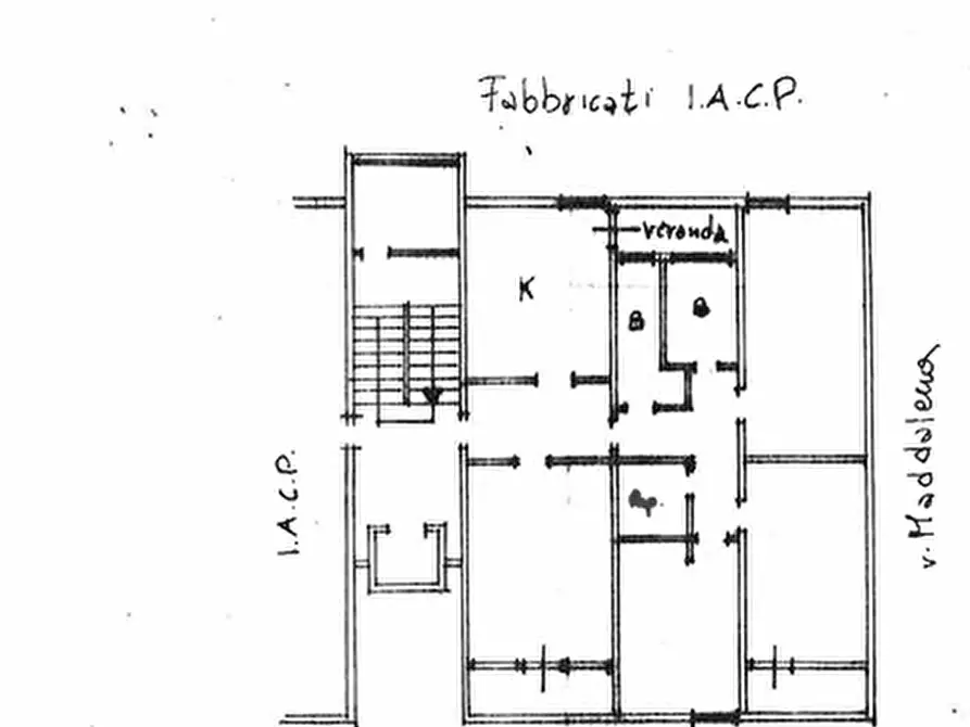 Immagine 2 di Appartamento in vendita  in VIA MADDALENA UMBERTO 19/10 a Verona