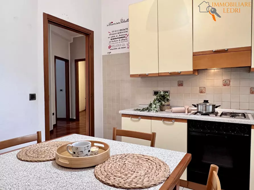 Immagine 10 di Appartamento in vendita  in Via Enrico Berni, 18 a Verona