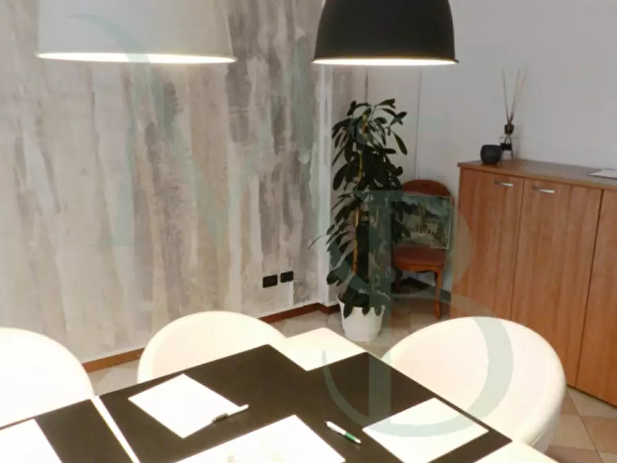Immagine 9 di Ufficio in affitto  a Pianiga