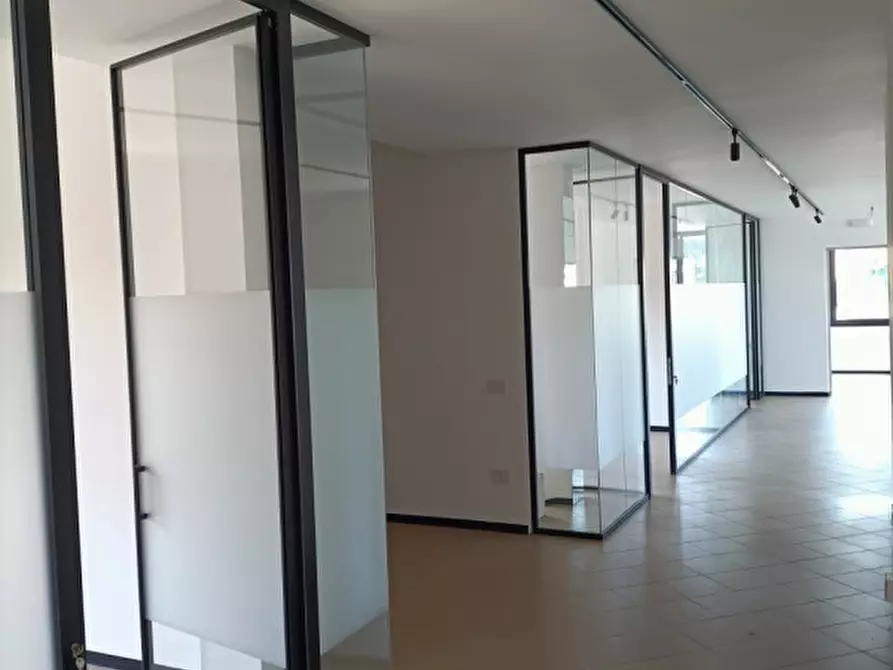 Immagine 4 di Ufficio in affitto  in Largo San Giorgio a Noale