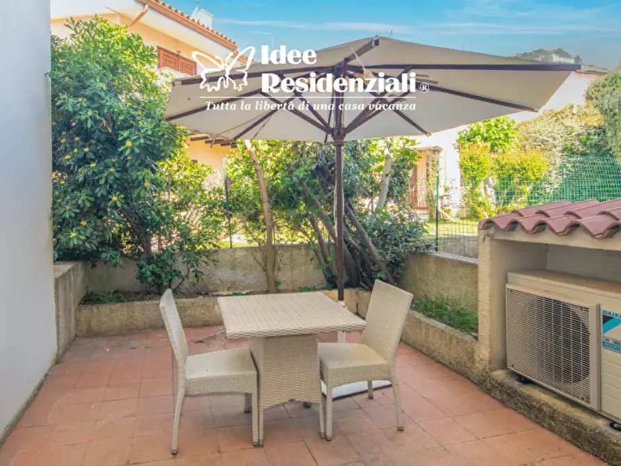 Immagine 11 di Villetta a schiera in vendita  a Arzachena