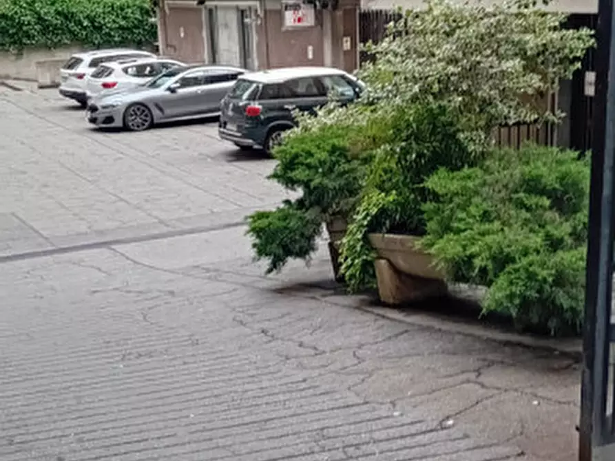 Immagine 6 di Garage in vendita  in Via Tommaso Grossi a Torino