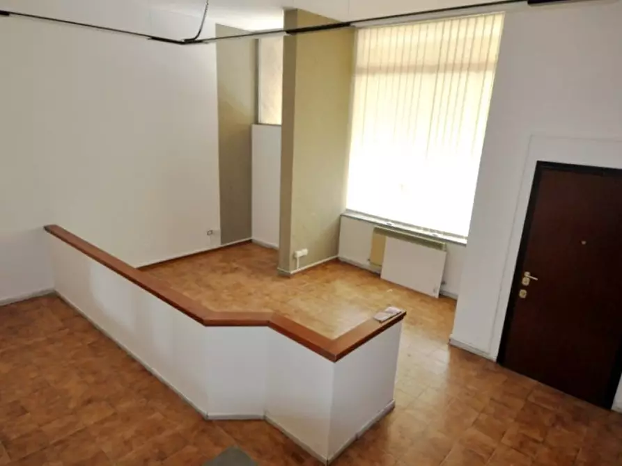 Immagine 1 di Ufficio in vendita  in Via Dante Alighieri a Terranuova Bracciolini