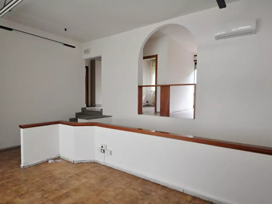 Immagine 5 di Ufficio in vendita  in Via Dante Alighieri a Terranuova Bracciolini