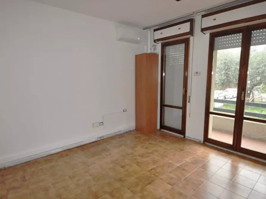 Immagine 7 di Ufficio in vendita  in Via Dante Alighieri a Terranuova Bracciolini