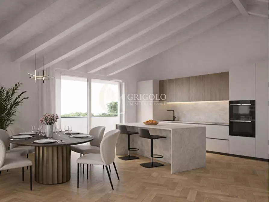 Immagine 1 di Attico in vendita  in Via Andrea Mantegna a Treviso