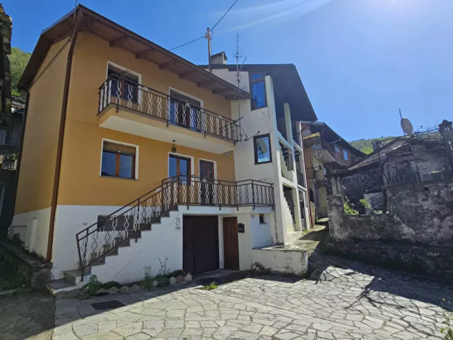 Immagine 38 di Casa indipendente in vendita  in Borgata Doblazio a Pont Canavese