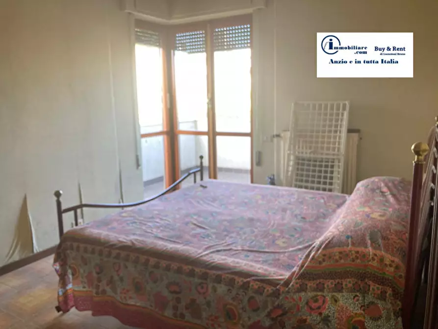 Immagine 18 di Casa bifamiliare in vendita  in Via Parigi a Anzio