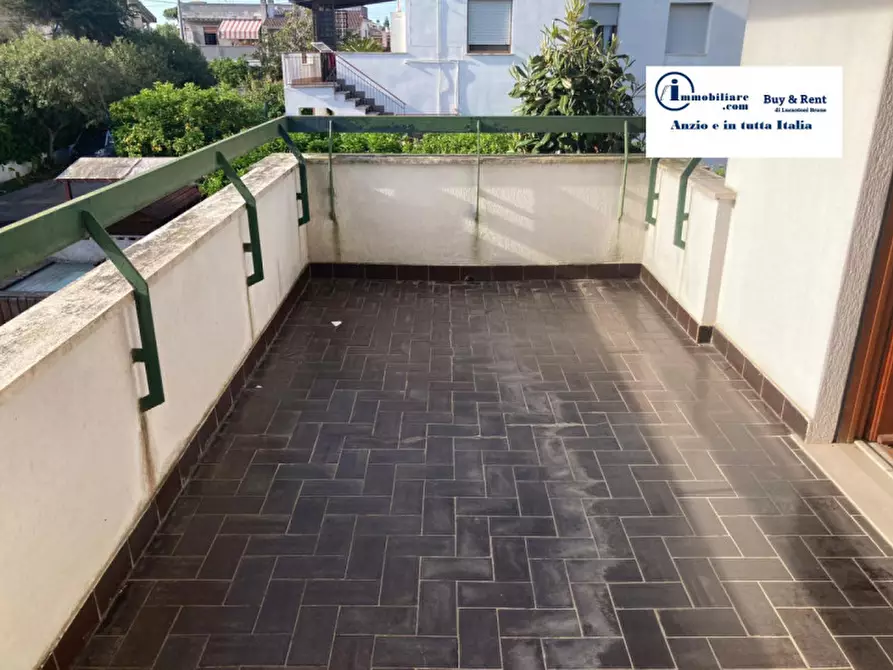 Immagine 28 di Casa bifamiliare in vendita  in Via Parigi a Anzio