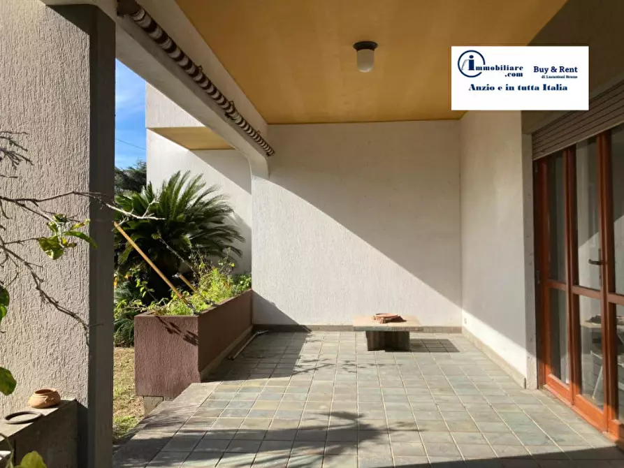 Immagine 14 di Casa bifamiliare in vendita  in Via Parigi a Anzio