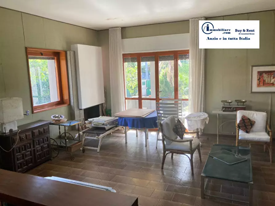 Immagine 21 di Casa bifamiliare in vendita  in Via Parigi a Anzio