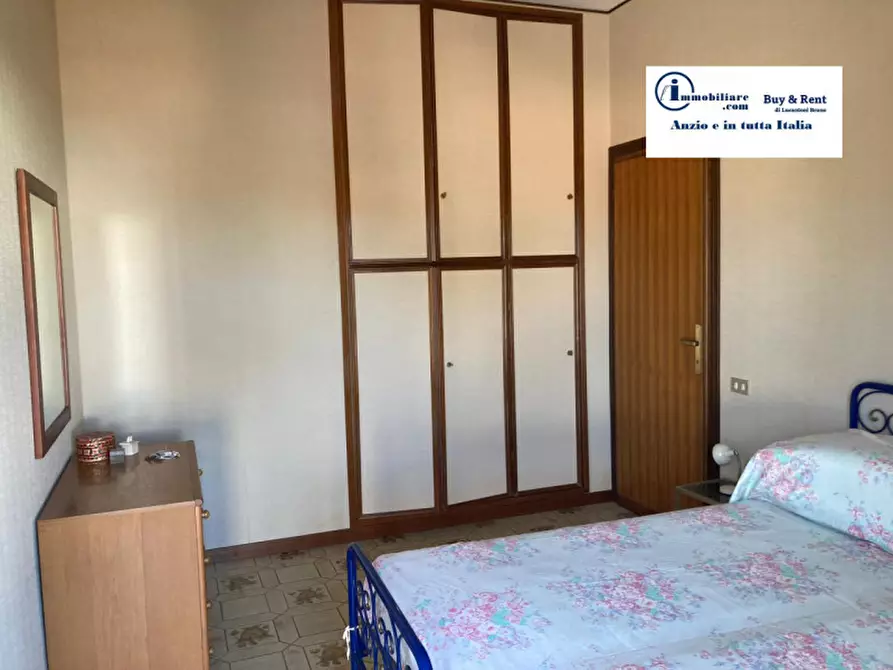 Immagine 31 di Casa bifamiliare in vendita  in Via Parigi a Anzio