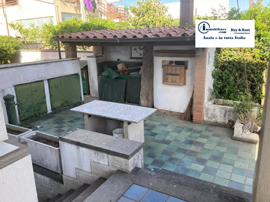 Immagine 33 di Casa bifamiliare in vendita  in Via Parigi a Anzio