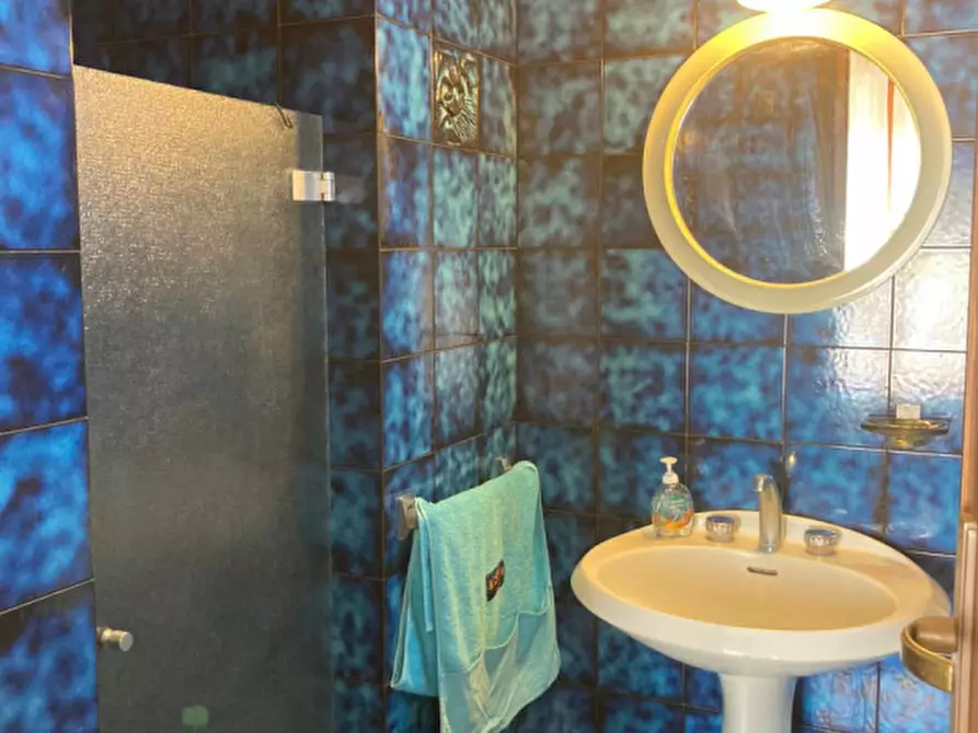 Immagine 53 di Casa bifamiliare in vendita  in Via Parigi a Anzio