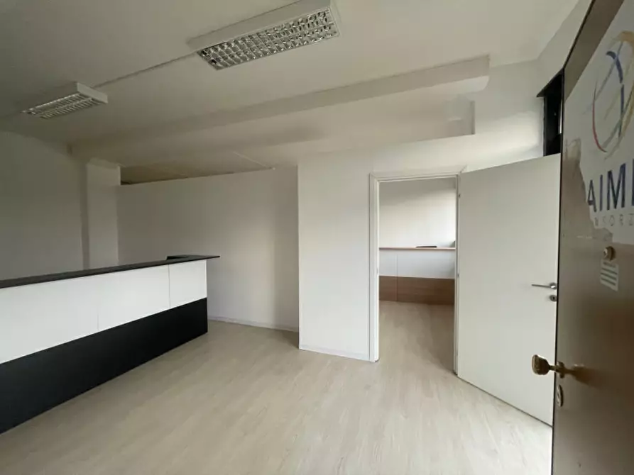 Immagine 5 di Ufficio in affitto  in via Statale 467 142 a Casalgrande