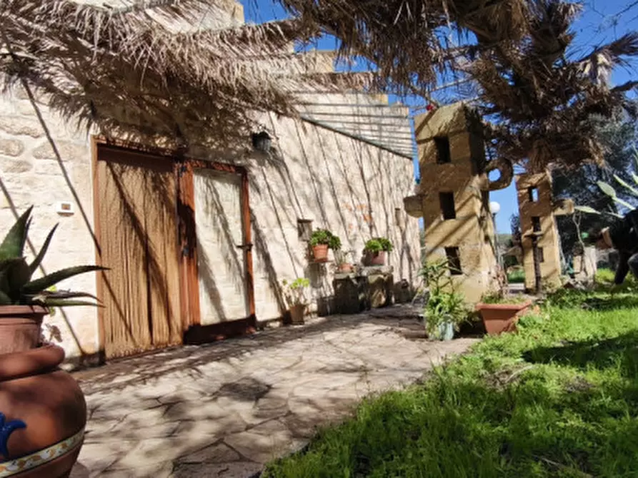 Immagine 2 di Rustico / casale in vendita  in LYOS a Ostuni