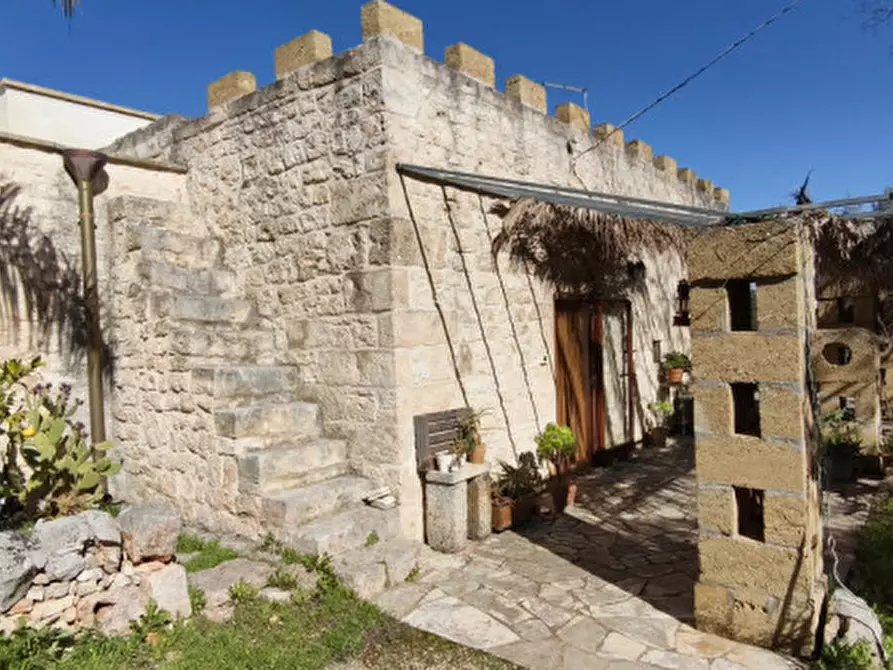 Immagine 3 di Rustico / casale in vendita  in LYOS a Ostuni